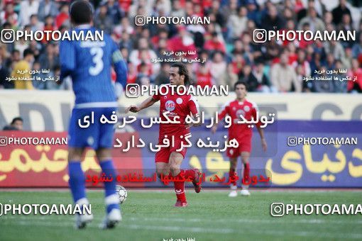 1228955, Tehran, Iran, لیگ برتر فوتبال ایران، Persian Gulf Cup، Week 16، First Leg، Persepolis 1 v 0 Esteghlal Ahvaz on 2008/11/26 at Azadi Stadium