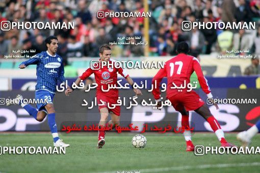 1228905, Tehran, Iran, لیگ برتر فوتبال ایران، Persian Gulf Cup، Week 16، First Leg، Persepolis 1 v 0 Esteghlal Ahvaz on 2008/11/26 at Azadi Stadium