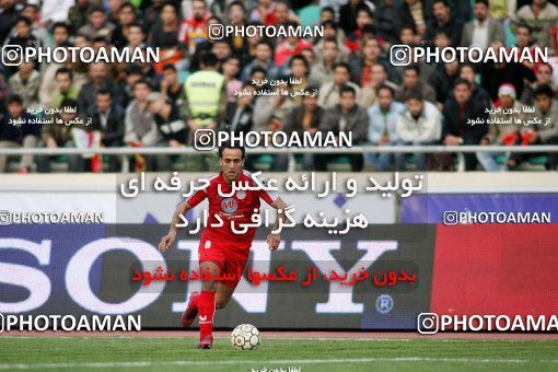 1228854, Tehran, Iran, لیگ برتر فوتبال ایران، Persian Gulf Cup، Week 16، First Leg، Persepolis 1 v 0 Esteghlal Ahvaz on 2008/11/26 at Azadi Stadium