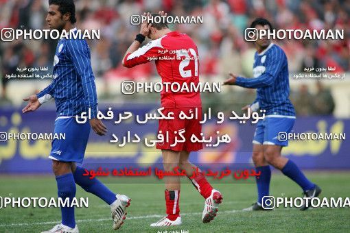 1228924, Tehran, Iran, لیگ برتر فوتبال ایران، Persian Gulf Cup، Week 16، First Leg، Persepolis 1 v 0 Esteghlal Ahvaz on 2008/11/26 at Azadi Stadium