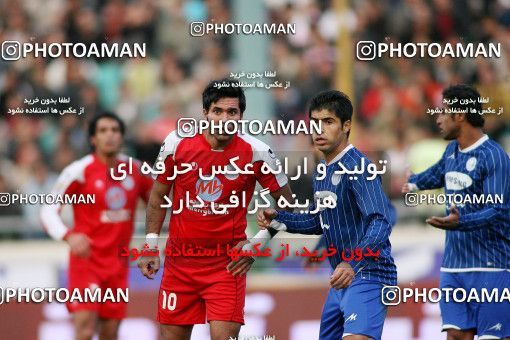 1228809, Tehran, Iran, لیگ برتر فوتبال ایران، Persian Gulf Cup، Week 16، First Leg، Persepolis 1 v 0 Esteghlal Ahvaz on 2008/11/26 at Azadi Stadium