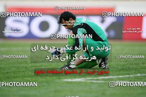 1228945, Tehran, Iran, لیگ برتر فوتبال ایران، Persian Gulf Cup، Week 16، First Leg، Persepolis 1 v 0 Esteghlal Ahvaz on 2008/11/26 at Azadi Stadium