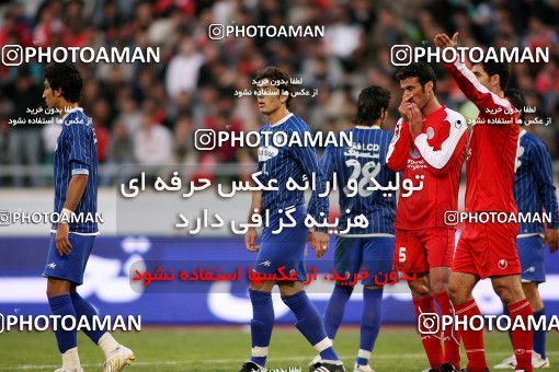 1228838, Tehran, Iran, لیگ برتر فوتبال ایران، Persian Gulf Cup، Week 16، First Leg، Persepolis 1 v 0 Esteghlal Ahvaz on 2008/11/26 at Azadi Stadium