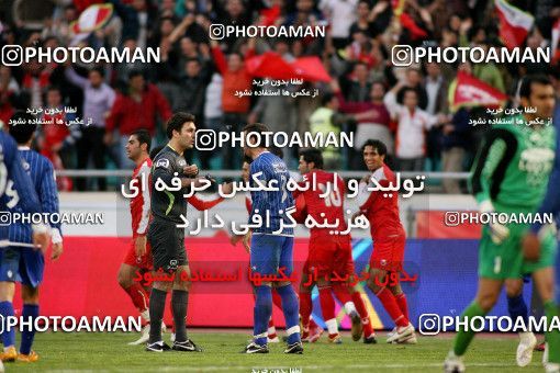1228855, Tehran, Iran, لیگ برتر فوتبال ایران، Persian Gulf Cup، Week 16، First Leg، Persepolis 1 v 0 Esteghlal Ahvaz on 2008/11/26 at Azadi Stadium