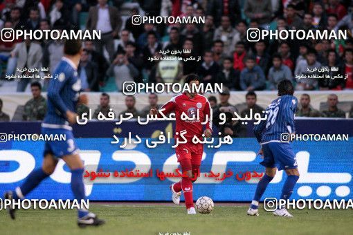 1228865, Tehran, Iran, لیگ برتر فوتبال ایران، Persian Gulf Cup، Week 16، First Leg، Persepolis 1 v 0 Esteghlal Ahvaz on 2008/11/26 at Azadi Stadium