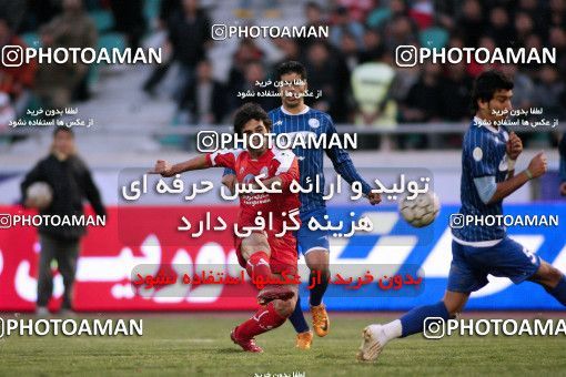 1228889, Tehran, Iran, لیگ برتر فوتبال ایران، Persian Gulf Cup، Week 16، First Leg، Persepolis 1 v 0 Esteghlal Ahvaz on 2008/11/26 at Azadi Stadium