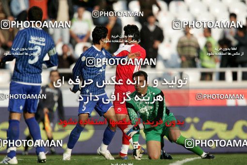 1241581, Tehran, Iran, لیگ برتر فوتبال ایران، Persian Gulf Cup، Week 16، First Leg، Persepolis 1 v 0 Esteghlal Ahvaz on 2008/11/26 at Azadi Stadium