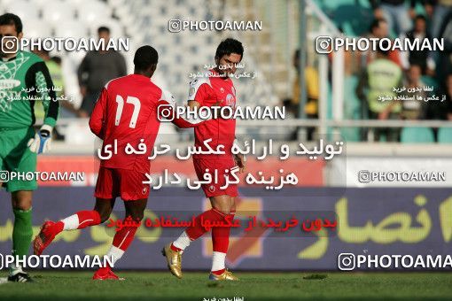 1241725, Tehran, Iran, لیگ برتر فوتبال ایران، Persian Gulf Cup، Week 16، First Leg، Persepolis 1 v 0 Esteghlal Ahvaz on 2008/11/26 at Azadi Stadium