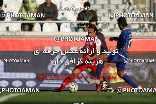 1241636, Tehran, Iran, لیگ برتر فوتبال ایران، Persian Gulf Cup، Week 16، First Leg، Persepolis 1 v 0 Esteghlal Ahvaz on 2008/11/26 at Azadi Stadium