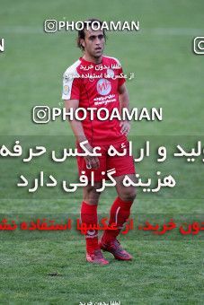 1241759, Tehran, Iran, لیگ برتر فوتبال ایران، Persian Gulf Cup، Week 16، First Leg، Persepolis 1 v 0 Esteghlal Ahvaz on 2008/11/26 at Azadi Stadium