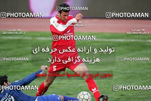 1241502, Tehran, Iran, لیگ برتر فوتبال ایران، Persian Gulf Cup، Week 16، First Leg، Persepolis 1 v 0 Esteghlal Ahvaz on 2008/11/26 at Azadi Stadium