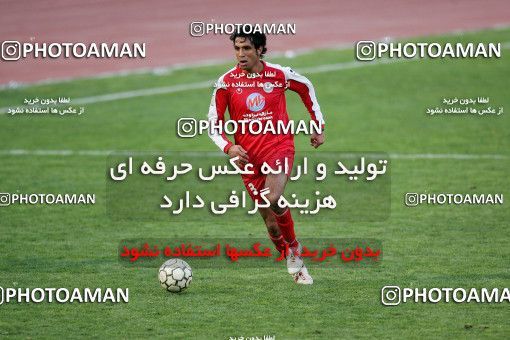 1241676, Tehran, Iran, لیگ برتر فوتبال ایران، Persian Gulf Cup، Week 16، First Leg، Persepolis 1 v 0 Esteghlal Ahvaz on 2008/11/26 at Azadi Stadium