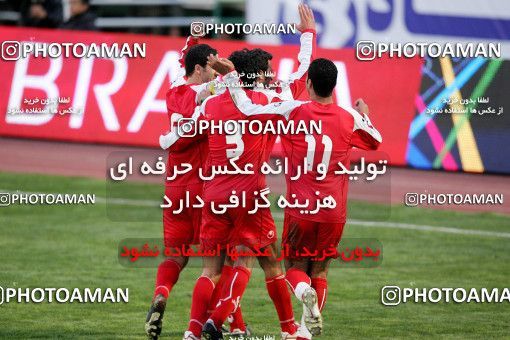 1241637, Tehran, Iran, لیگ برتر فوتبال ایران، Persian Gulf Cup، Week 16، First Leg، Persepolis 1 v 0 Esteghlal Ahvaz on 2008/11/26 at Azadi Stadium