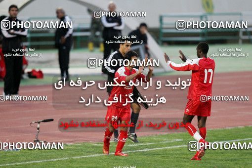 1241674, Tehran, Iran, لیگ برتر فوتبال ایران، Persian Gulf Cup، Week 16، First Leg، Persepolis 1 v 0 Esteghlal Ahvaz on 2008/11/26 at Azadi Stadium