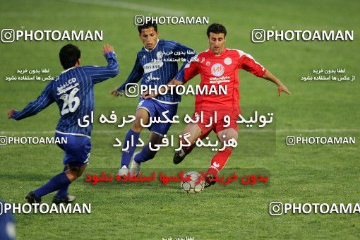 1241539, Tehran, Iran, لیگ برتر فوتبال ایران، Persian Gulf Cup، Week 16، First Leg، Persepolis 1 v 0 Esteghlal Ahvaz on 2008/11/26 at Azadi Stadium