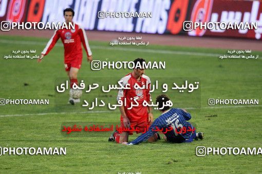 1241693, Tehran, Iran, لیگ برتر فوتبال ایران، Persian Gulf Cup، Week 16، First Leg، Persepolis 1 v 0 Esteghlal Ahvaz on 2008/11/26 at Azadi Stadium