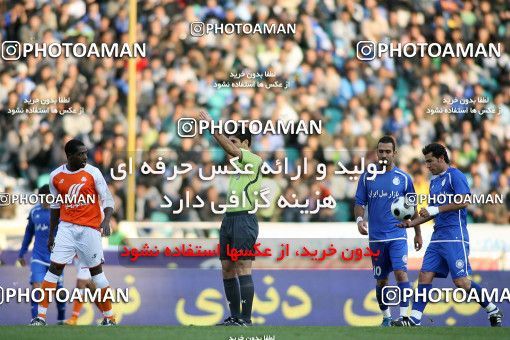 1239721, Tehran, Iran, لیگ برتر فوتبال ایران، Persian Gulf Cup، Week 16، First Leg، Saipa 0 v 2 Esteghlal on 2008/11/29 at Azadi Stadium