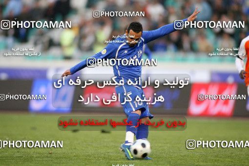 1239765, Tehran, Iran, لیگ برتر فوتبال ایران، Persian Gulf Cup، Week 16، First Leg، Saipa 0 v 2 Esteghlal on 2008/11/29 at Azadi Stadium