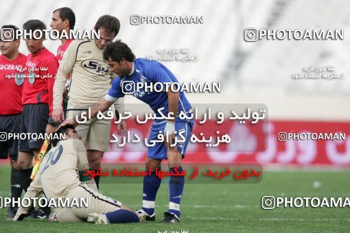 1241158, Tehran, Iran, لیگ برتر فوتبال ایران، Persian Gulf Cup، Week 17، First Leg، Esteghlal 5 v 0 Payam Khorasan on 2008/12/03 at Azadi Stadium