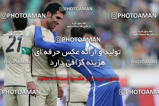 1241030, لیگ برتر فوتبال ایران، Persian Gulf Cup، Week 17، First Leg، 2008/12/03، Tehran، Azadi Stadium، Esteghlal 5 - 0 Payam Khorasan
