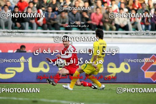 1239676, Tehran, Iran, لیگ برتر فوتبال ایران، Persian Gulf Cup، Week 17، First Leg، Rah Ahan 1 v 0 Persepolis on 2008/12/04 at Azadi Stadium
