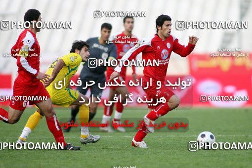 1239630, Tehran, Iran, لیگ برتر فوتبال ایران، Persian Gulf Cup، Week 17، First Leg، Rah Ahan 1 v 0 Persepolis on 2008/12/04 at Azadi Stadium