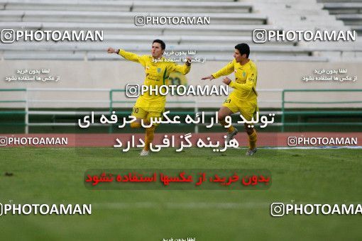 1239614, Tehran, Iran, لیگ برتر فوتبال ایران، Persian Gulf Cup، Week 17، First Leg، Rah Ahan 1 v 0 Persepolis on 2008/12/04 at Azadi Stadium