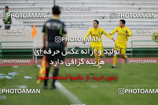 1239622, Tehran, Iran, لیگ برتر فوتبال ایران، Persian Gulf Cup، Week 17، First Leg، Rah Ahan 1 v 0 Persepolis on 2008/12/04 at Azadi Stadium
