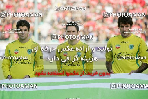 1240187, Tehran, Iran, لیگ برتر فوتبال ایران، Persian Gulf Cup، Week 17، First Leg، Rah Ahan 1 v 0 Persepolis on 2008/12/04 at Azadi Stadium