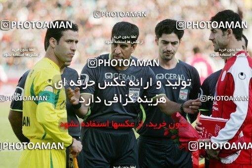 1240258, Tehran, Iran, لیگ برتر فوتبال ایران، Persian Gulf Cup، Week 17، First Leg، Rah Ahan 1 v 0 Persepolis on 2008/12/04 at Azadi Stadium
