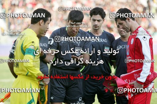 1240264, Tehran, Iran, لیگ برتر فوتبال ایران، Persian Gulf Cup، Week 17، First Leg، Rah Ahan 1 v 0 Persepolis on 2008/12/04 at Azadi Stadium