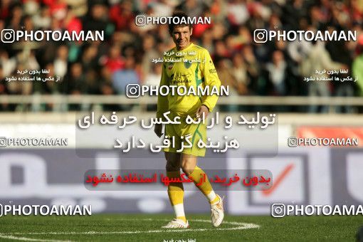 1240196, Tehran, Iran, لیگ برتر فوتبال ایران، Persian Gulf Cup، Week 17، First Leg، Rah Ahan 1 v 0 Persepolis on 2008/12/04 at Azadi Stadium