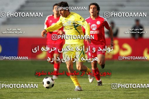 1240205, لیگ برتر فوتبال ایران، Persian Gulf Cup، Week 17، First Leg، 2008/12/04، Tehran، Azadi Stadium، Rah Ahan 1 - 0 Persepolis