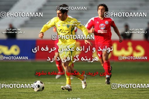 1240216, لیگ برتر فوتبال ایران، Persian Gulf Cup، Week 17، First Leg، 2008/12/04، Tehran، Azadi Stadium، Rah Ahan 1 - 0 Persepolis