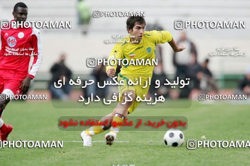 1240255, Tehran, Iran, لیگ برتر فوتبال ایران، Persian Gulf Cup، Week 17، First Leg، Rah Ahan 1 v 0 Persepolis on 2008/12/04 at Azadi Stadium