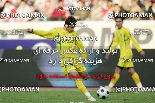 1240134, Tehran, Iran, لیگ برتر فوتبال ایران، Persian Gulf Cup، Week 17، First Leg، Rah Ahan 1 v 0 Persepolis on 2008/12/04 at Azadi Stadium