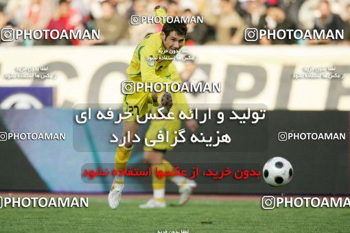 1240166, Tehran, Iran, لیگ برتر فوتبال ایران، Persian Gulf Cup، Week 17، First Leg، Rah Ahan 1 v 0 Persepolis on 2008/12/04 at Azadi Stadium
