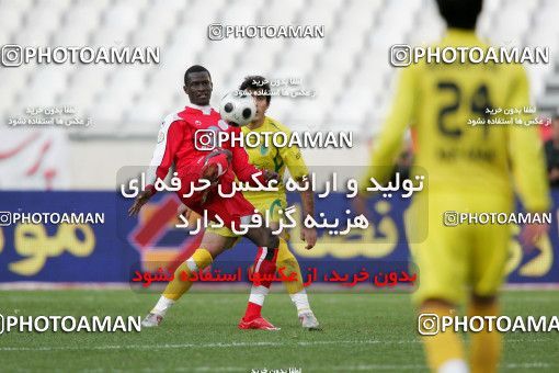 1240112, Tehran, Iran, لیگ برتر فوتبال ایران، Persian Gulf Cup، Week 17، First Leg، Rah Ahan 1 v 0 Persepolis on 2008/12/04 at Azadi Stadium