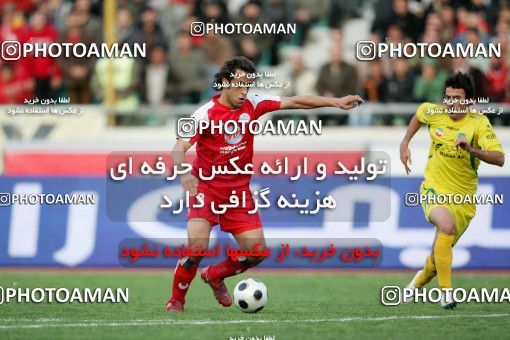 1240057, Tehran, Iran, لیگ برتر فوتبال ایران، Persian Gulf Cup، Week 17، First Leg، Rah Ahan 1 v 0 Persepolis on 2008/12/04 at Azadi Stadium
