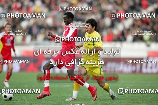 1240186, Tehran, Iran, لیگ برتر فوتبال ایران، Persian Gulf Cup، Week 17، First Leg، Rah Ahan 1 v 0 Persepolis on 2008/12/04 at Azadi Stadium
