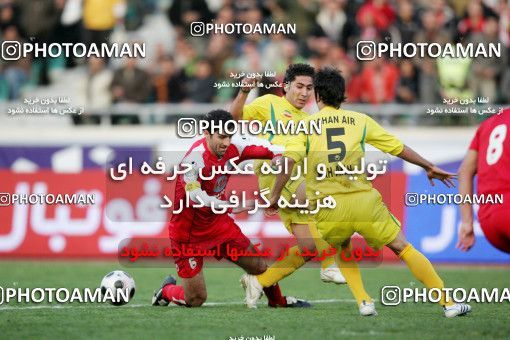 1240269, Tehran, Iran, لیگ برتر فوتبال ایران، Persian Gulf Cup، Week 17، First Leg، Rah Ahan 1 v 0 Persepolis on 2008/12/04 at Azadi Stadium