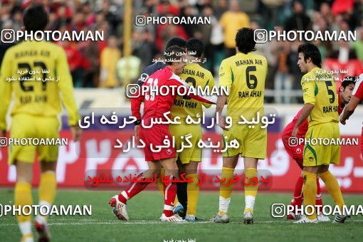 1240072, Tehran, Iran, لیگ برتر فوتبال ایران، Persian Gulf Cup، Week 17، First Leg، Rah Ahan 1 v 0 Persepolis on 2008/12/04 at Azadi Stadium