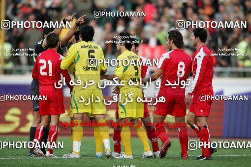1240114, Tehran, Iran, لیگ برتر فوتبال ایران، Persian Gulf Cup، Week 17، First Leg، Rah Ahan 1 v 0 Persepolis on 2008/12/04 at Azadi Stadium