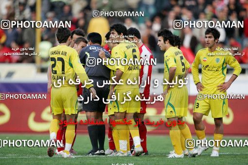 1240213, Tehran, Iran, لیگ برتر فوتبال ایران، Persian Gulf Cup، Week 17، First Leg، Rah Ahan 1 v 0 Persepolis on 2008/12/04 at Azadi Stadium