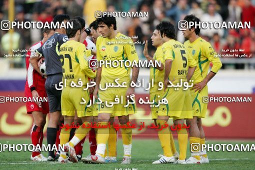 1240154, Tehran, Iran, لیگ برتر فوتبال ایران، Persian Gulf Cup، Week 17، First Leg، Rah Ahan 1 v 0 Persepolis on 2008/12/04 at Azadi Stadium