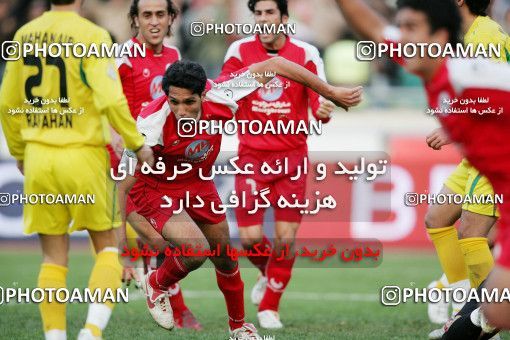 1240285, Tehran, Iran, لیگ برتر فوتبال ایران، Persian Gulf Cup، Week 17، First Leg، Rah Ahan 1 v 0 Persepolis on 2008/12/04 at Azadi Stadium