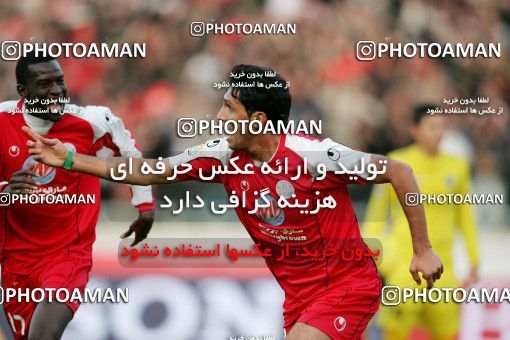 1240262, Tehran, Iran, لیگ برتر فوتبال ایران، Persian Gulf Cup، Week 17، First Leg، Rah Ahan 1 v 0 Persepolis on 2008/12/04 at Azadi Stadium