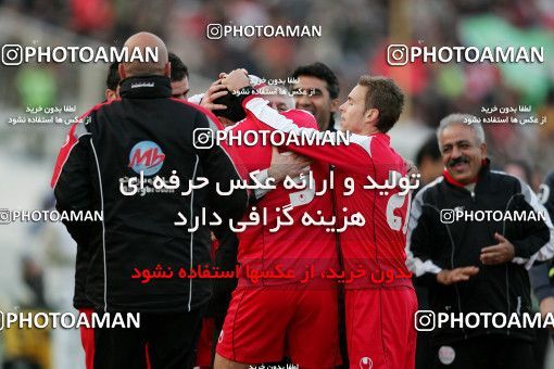 1240278, Tehran, Iran, لیگ برتر فوتبال ایران، Persian Gulf Cup، Week 17، First Leg، Rah Ahan 1 v 0 Persepolis on 2008/12/04 at Azadi Stadium
