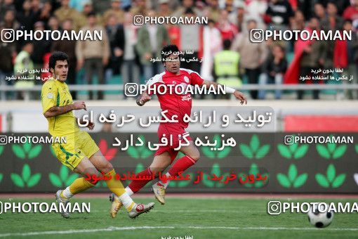 1240099, Tehran, Iran, لیگ برتر فوتبال ایران، Persian Gulf Cup، Week 17، First Leg، Rah Ahan 1 v 0 Persepolis on 2008/12/04 at Azadi Stadium