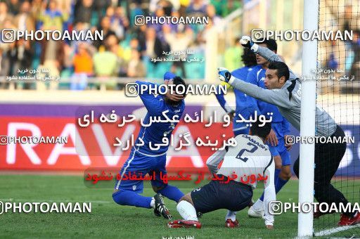 1239427, Tehran, Iran, لیگ برتر فوتبال ایران، Persian Gulf Cup، Week 19، Second Leg، Esteghlal 4 v 2 Pegah Rasht on 2008/12/12 at Azadi Stadium